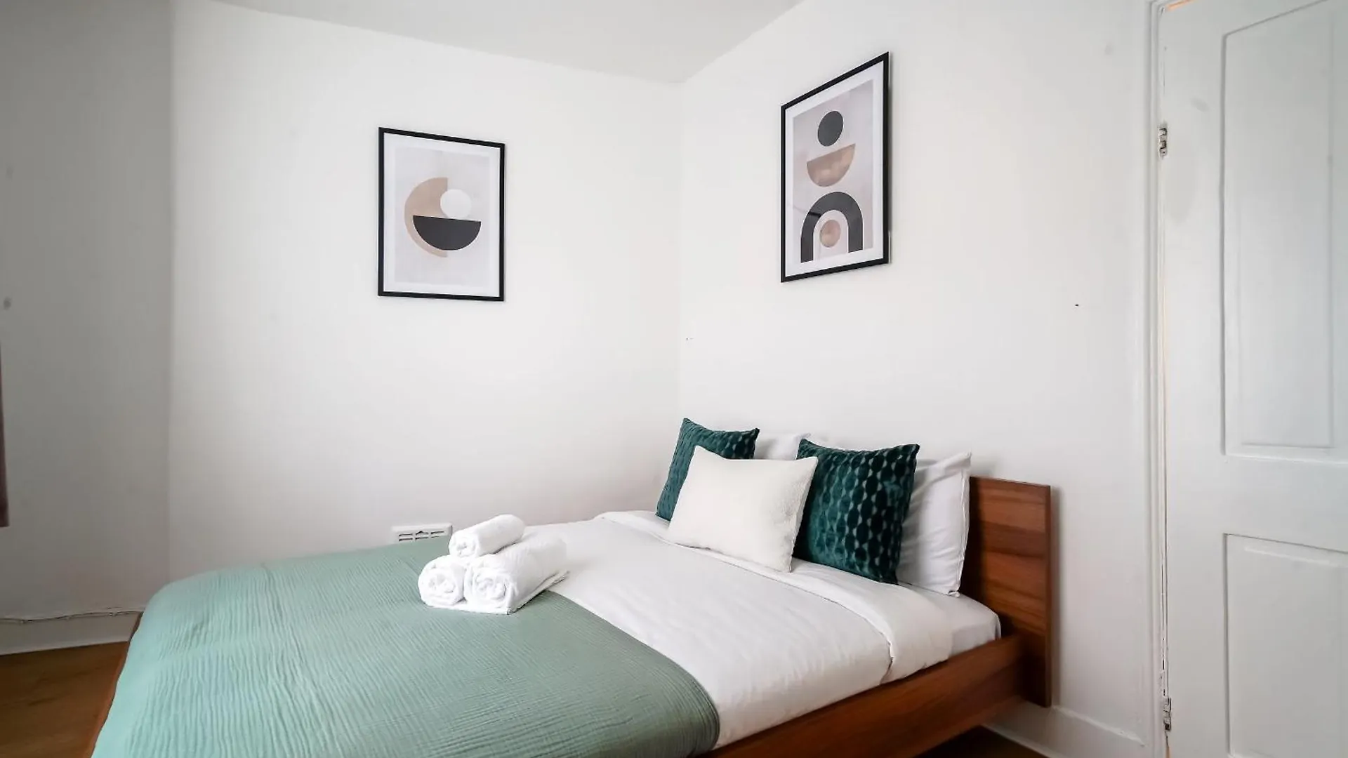 2Br Near Liverpool Street Central London - Cityapartmentstay United Kingdom